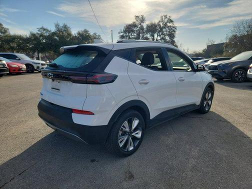 2023 Chevrolet Bolt EUV FWD LT