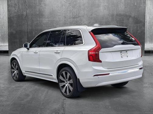 2023 Volvo XC90 B6 Ultimate 7-Seater