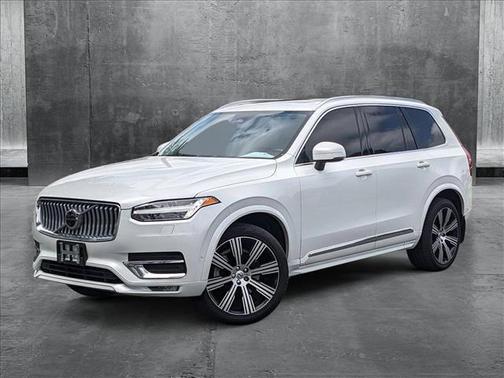 2023 Volvo XC90 B6 Ultimate 7-Seater