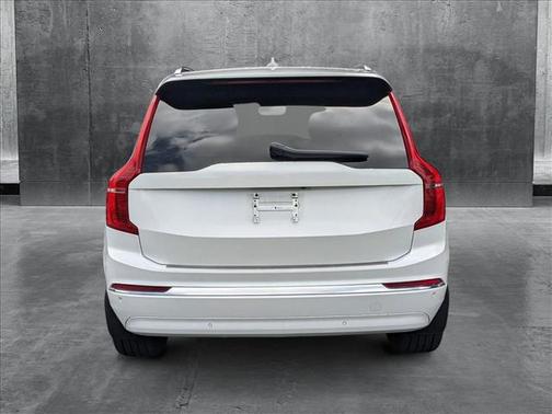 2023 Volvo XC90 B6 Ultimate 7-Seater