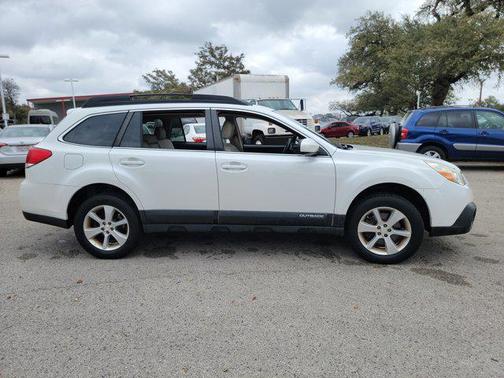 2013 Subaru Outback 3.6R Limited