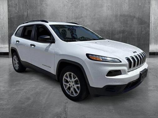 2017 Jeep Cherokee Sport