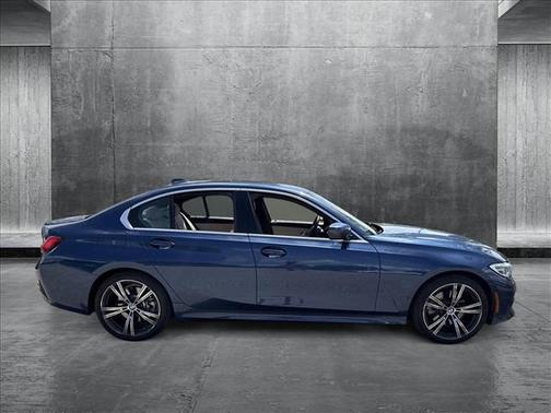 2021 BMW 330 330i