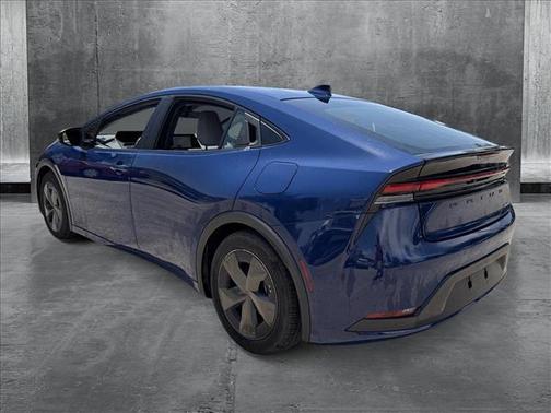 2023 Toyota Prius LE