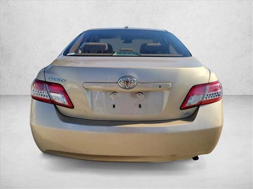 2010 Toyota Camry LE