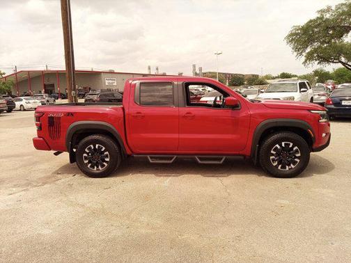 Red Alert 2022 Nissan Frontier PRO-4X