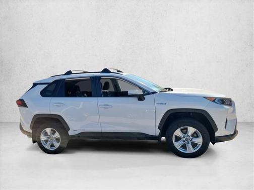 2020 Toyota RAV4 Hybrid XLE