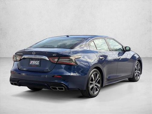 2023 Nissan Maxima SV