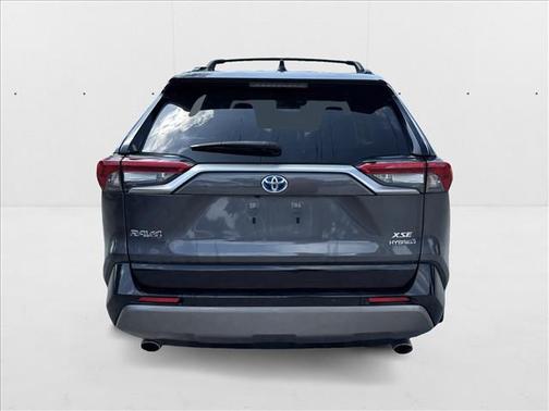 2020 Toyota RAV4 Hybrid SE