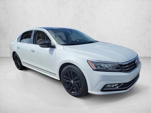 2017 Volkswagen Passat 1.8T SEL Premium