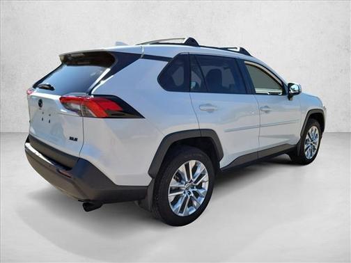 Wind Chill Pearl 2025 Toyota RAV4 XLE Premium