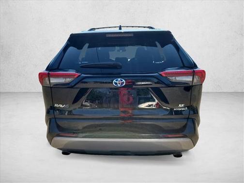2023 Toyota RAV4 Hybrid SE