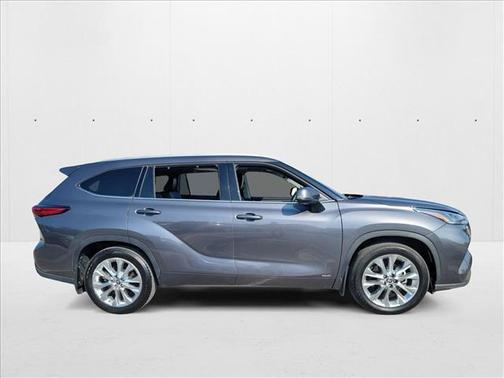2022 Toyota Highlander Hybrid Limited