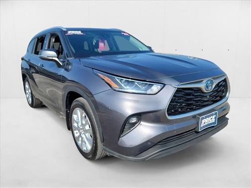 2022 Toyota Highlander Hybrid Limited