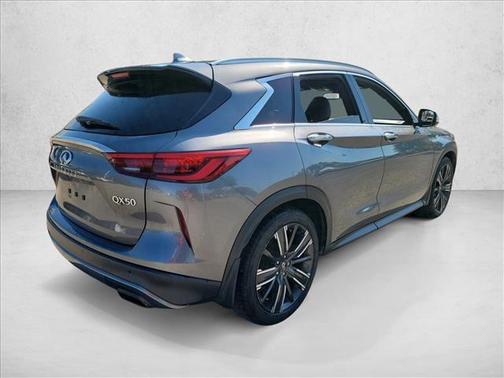 2021 INFINITI QX50 LUXE