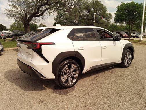 Cosmic White Pearl 2025 Subaru Solterra Limited