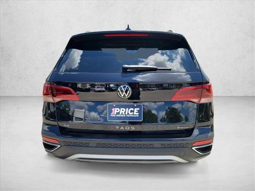 2024 Volkswagen Taos 1.5T SE