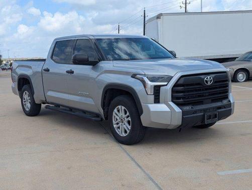 2022 Toyota Tundra SR5