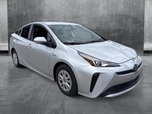 2021 Toyota Prius L