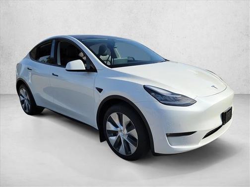 2022 Tesla Model Y Long Range Dual Motor All-Wheel Drive