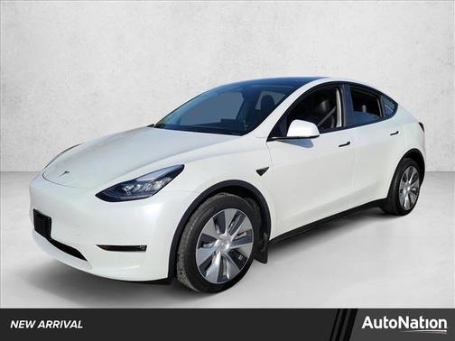 2022 Tesla Model Y Long Range Dual Motor All-Wheel Drive