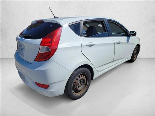 2012 Hyundai Accent GS