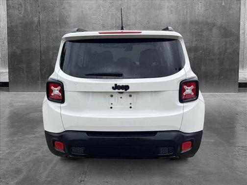 2017 Jeep Renegade Altitude
