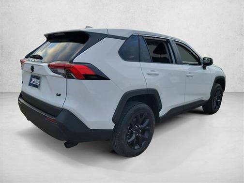 Ice Cap 2024 Toyota RAV4 LE