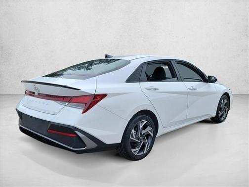 2025 Hyundai ELANTRA Sport