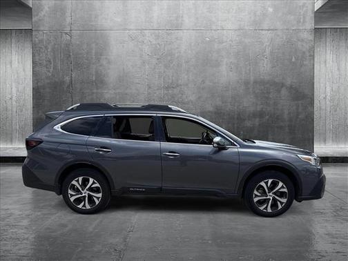 2022 Subaru Outback Touring XT