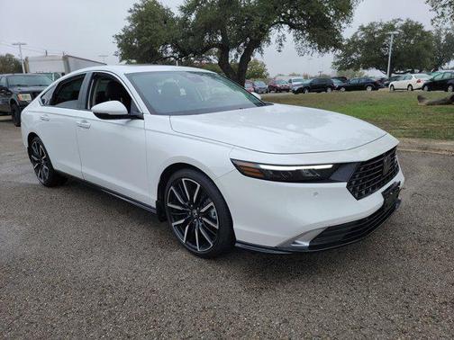 2023 Honda Accord Hybrid Touring