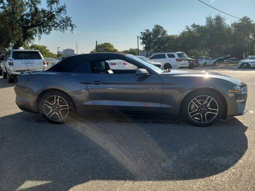 2021 Ford Mustang EcoBoost