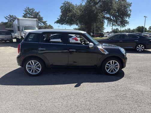 2013 MINI Countryman Cooper