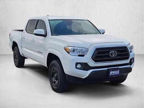White 2022 Toyota Tacoma SR5