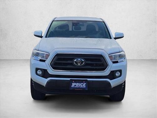White 2022 Toyota Tacoma SR5