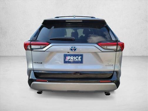 Silver Sky Metallic 2023 Toyota RAV4 Hybrid SE