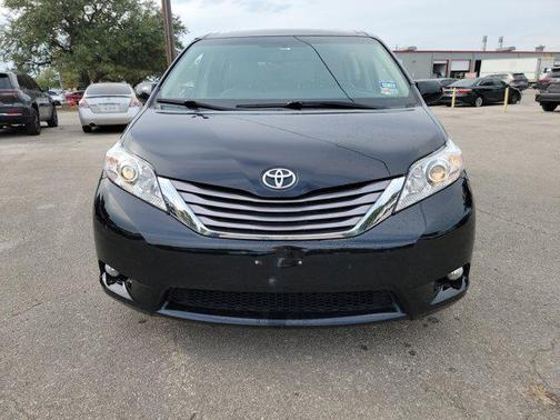 2015 Toyota Sienna XLE Premium