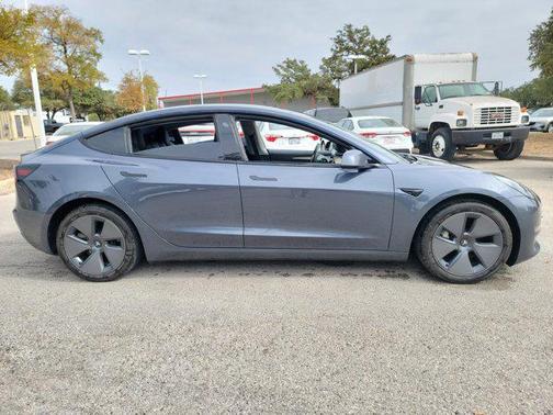 2023 Tesla Model 3 Standard Range