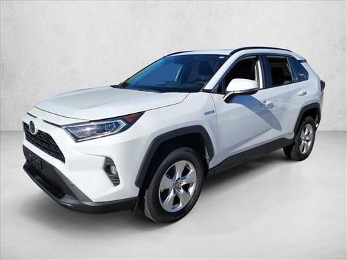 2021 Toyota RAV4 Hybrid XLE