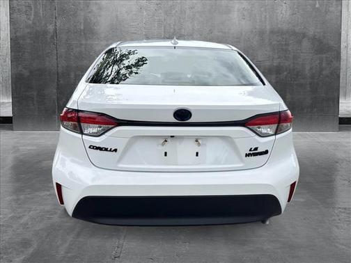 2024 Toyota Corolla Hybrid LE