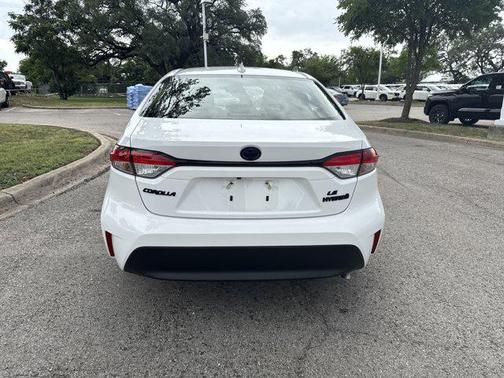 2024 Toyota Corolla Hybrid LE