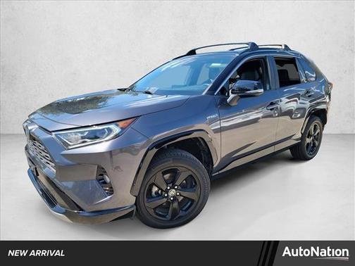 2020 Toyota RAV4 Hybrid SE