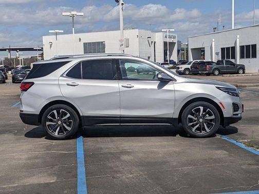 2022 Chevrolet Equinox Premier w/1LZ