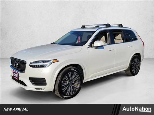 2021 Volvo XC90 T6 Momentum
