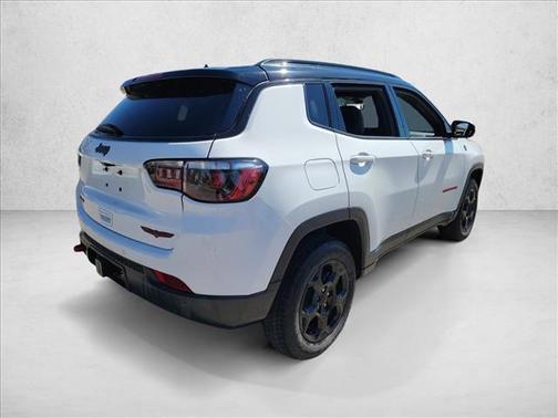 2023 Jeep Compass Trailhawk