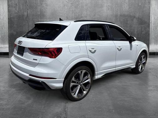 2022 Audi Q3 45 S line Premium Plus