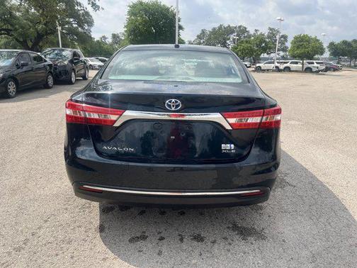 2015 Toyota Avalon Hybrid XLE Touring