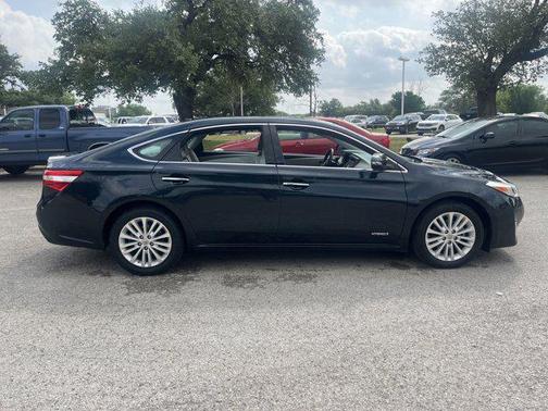2015 Toyota Avalon Hybrid XLE Touring