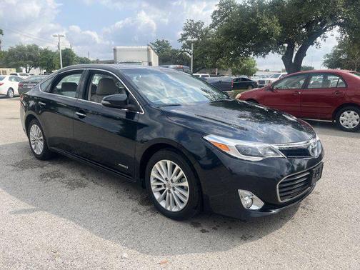 2015 Toyota Avalon Hybrid XLE Touring