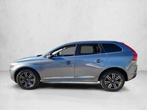 2017 Volvo XC60 T5 Dynamic